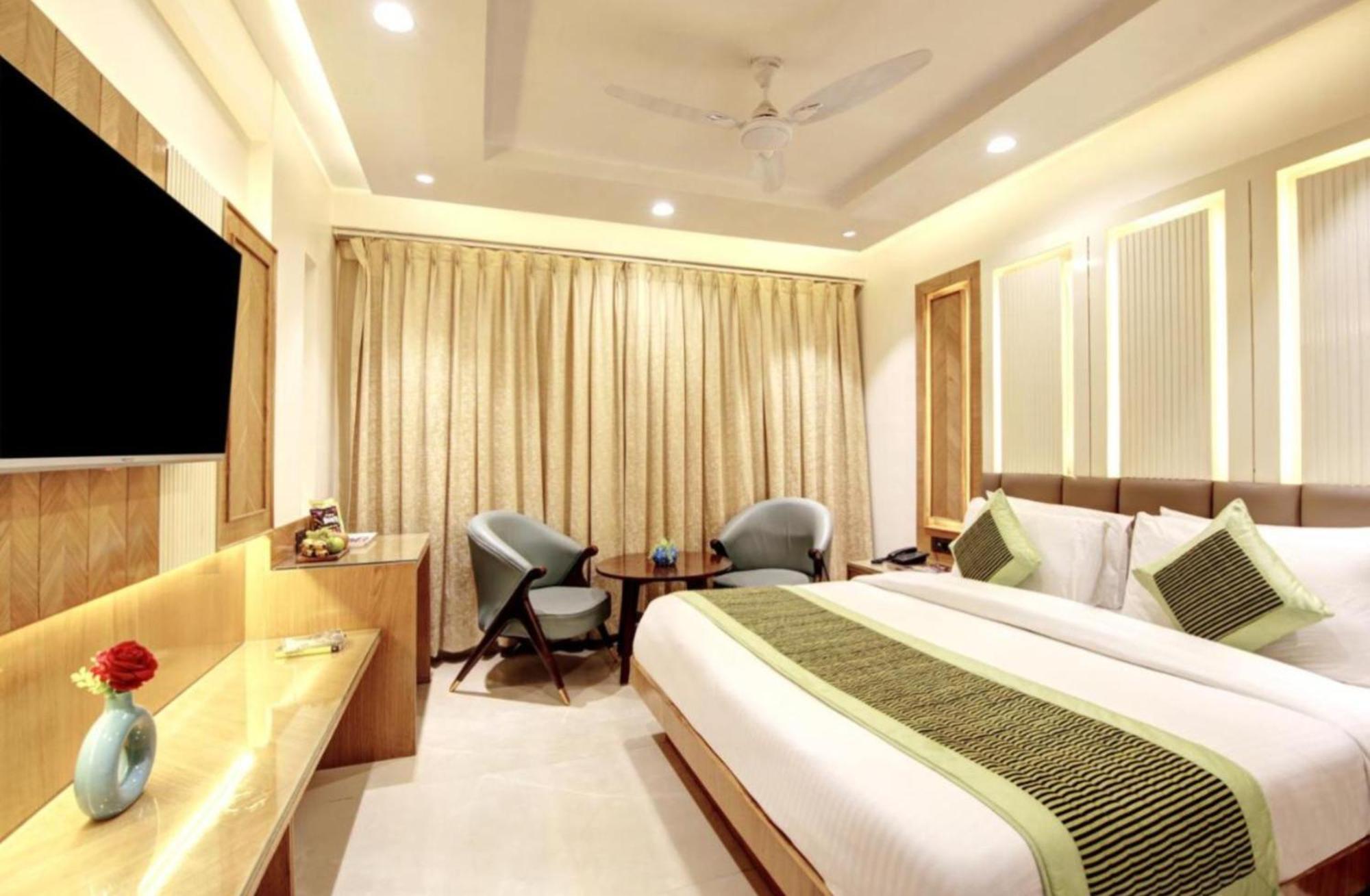 Hotel Platinum With Free Pickup-Delhi Airport نيودلهي المظهر الخارجي الصورة