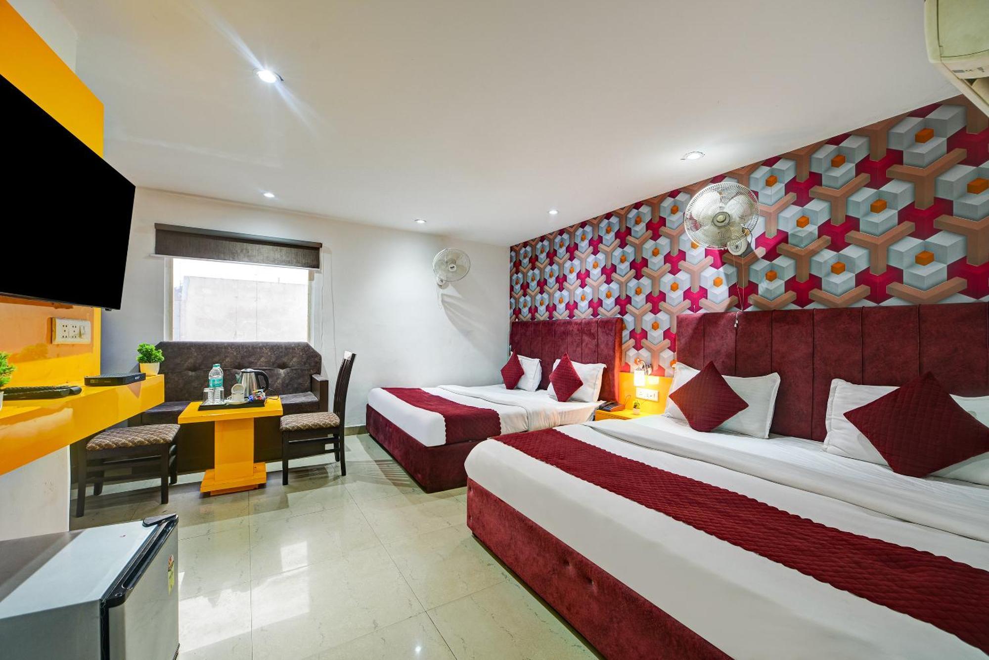Hotel Platinum With Free Pickup-Delhi Airport نيودلهي المظهر الخارجي الصورة